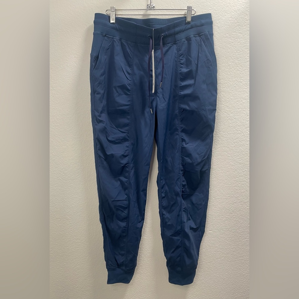 NWT CRZ Yoga Lightweight Casual Jogger Navy Size Large